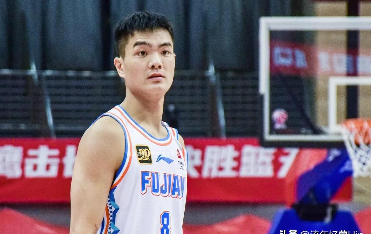 爱游戏体育-足总杯赛后走向成谜，福建男篮队长鼓劲，细节曝光，赛季目标并未改变的简单介绍