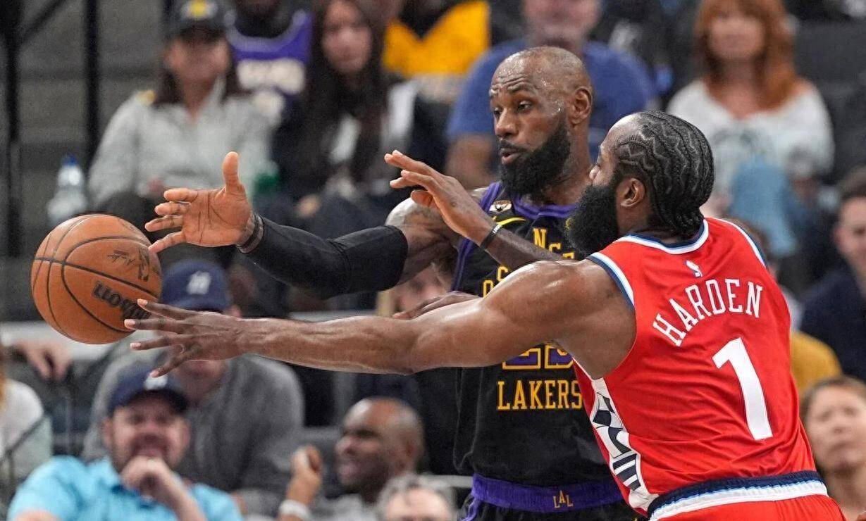 AYX-包含詹姆斯赛事官方发布突破纪录新规，快船争议不断！的词条