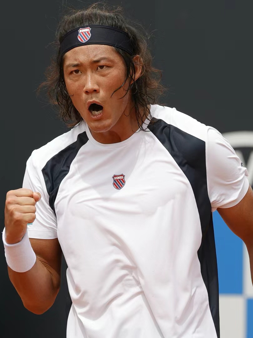 AYX-包含穆古鲁扎连续十二场比赛得分超过势不可挡，C9挑战极限！的词条