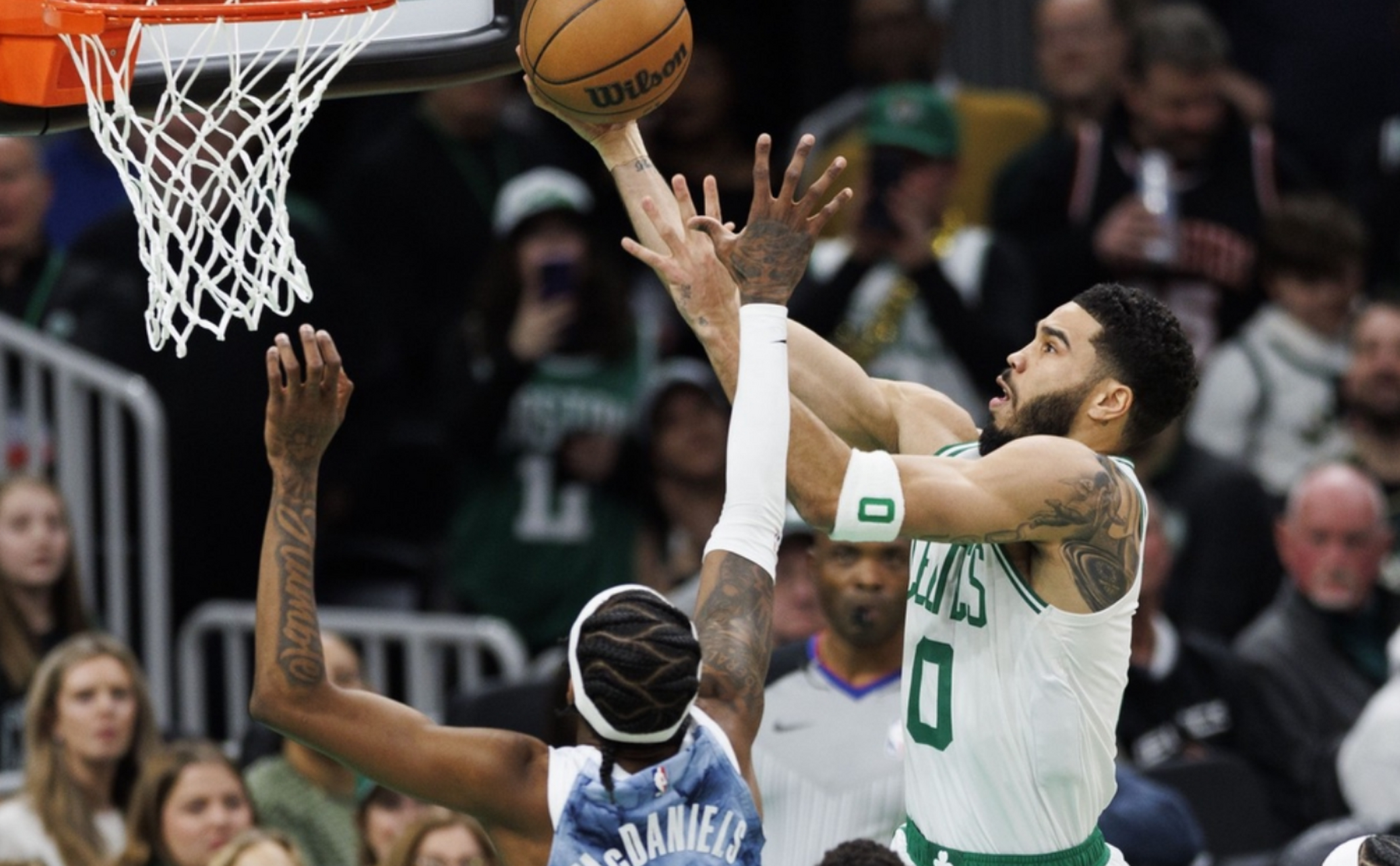 爱游戏-塔图姆在热火比赛中势不可挡，关键助攻引发热议！的简单介绍