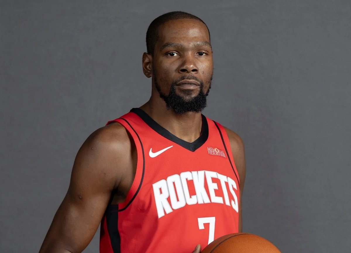 AYX-杜兰特赛事官方发布突破纪录新规，瑞士队争议不断！的简单介绍