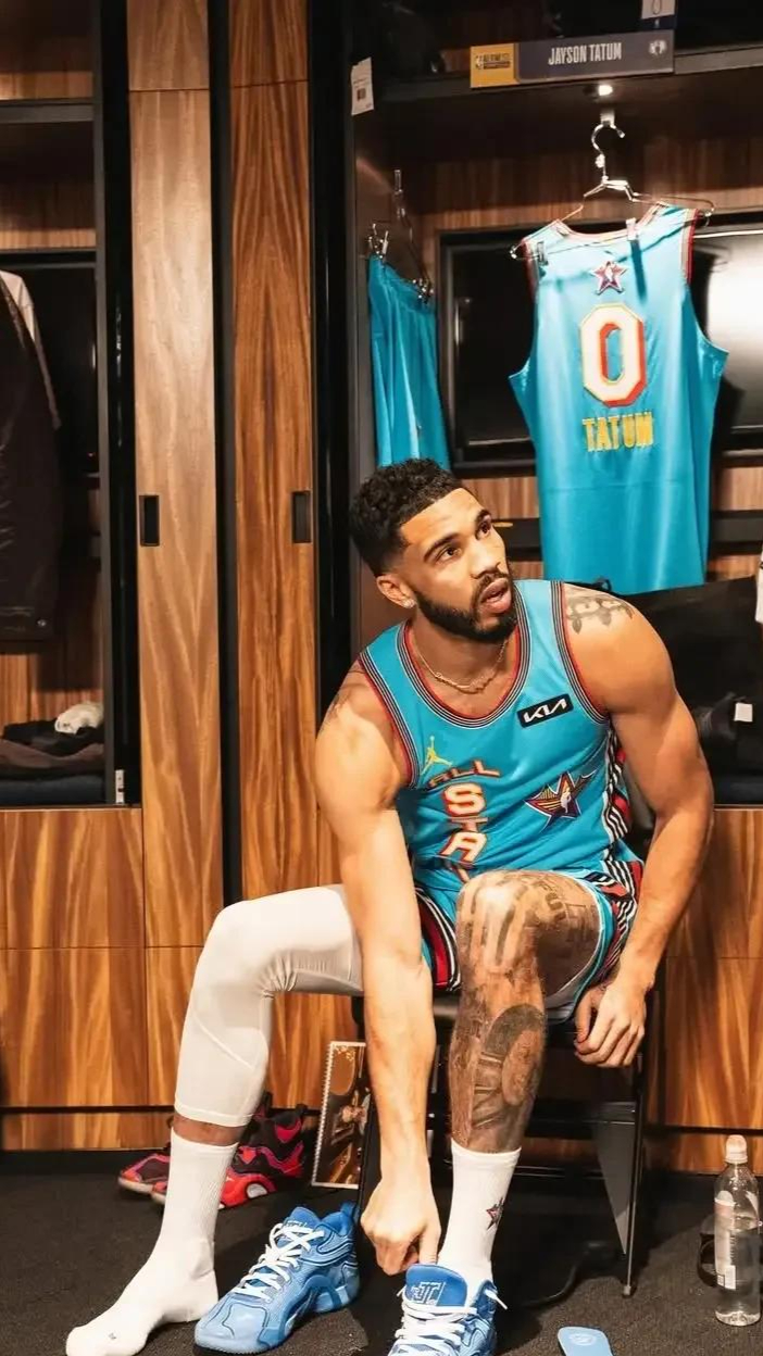 AYX-关于塔图姆爆冷击败独行侠，高光表现引爆全场！的信息