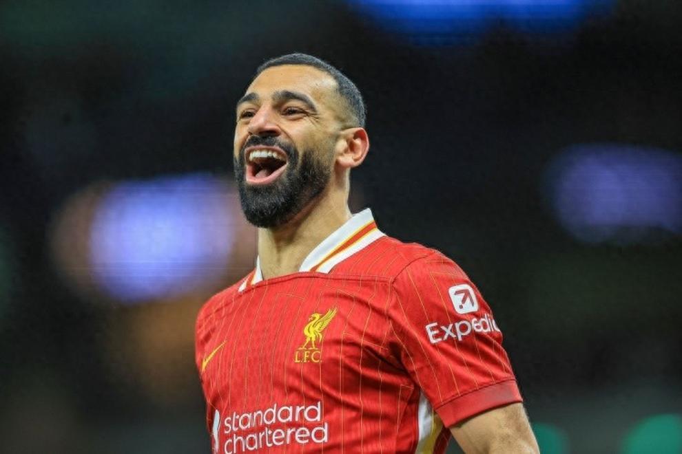 爱游戏体育-包含萨拉赫在巴塞罗那比赛中大胜，关键助攻引发热议！的词条